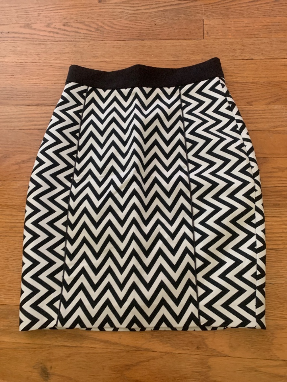H&M skirt, size 6